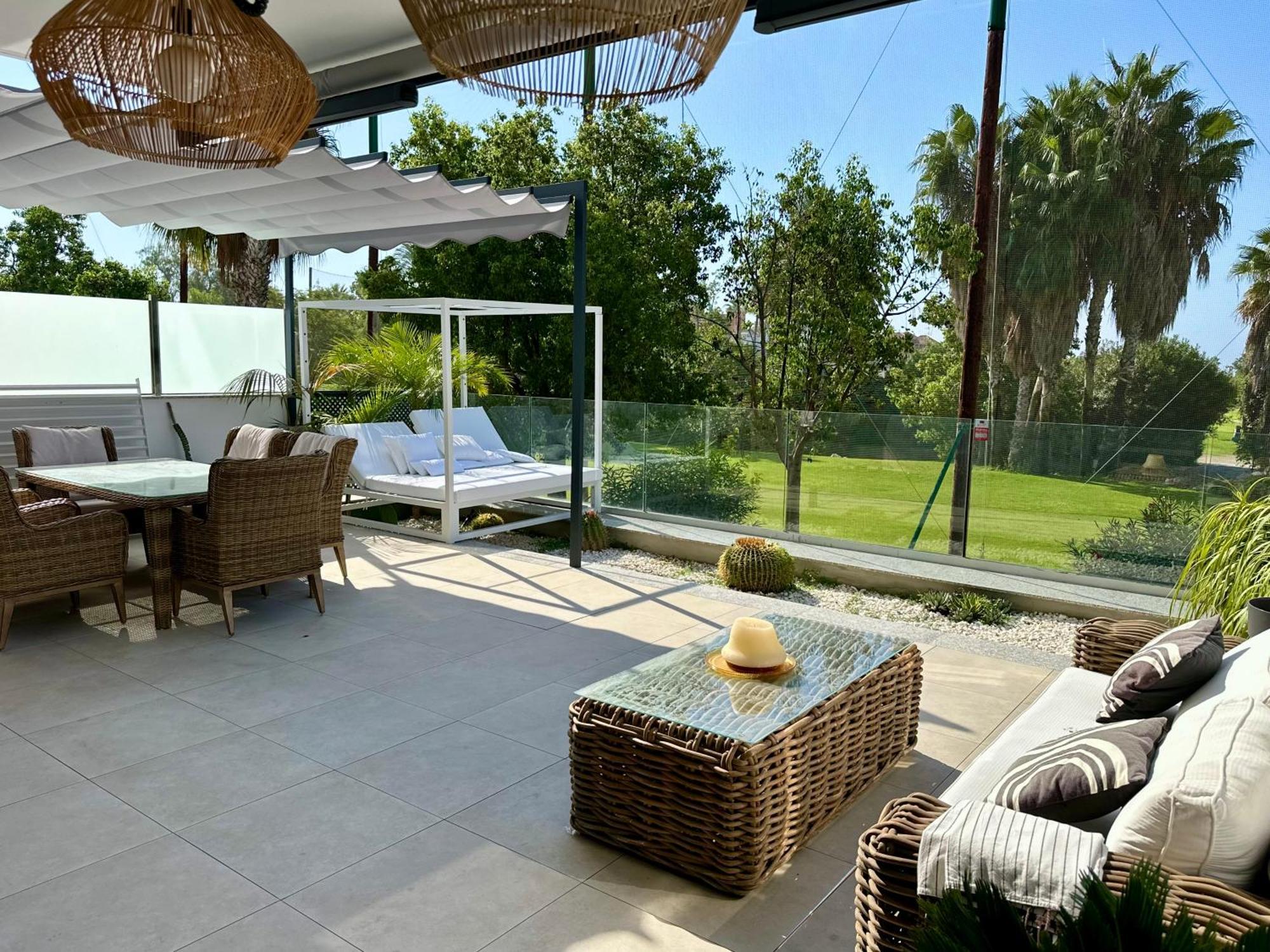 Aguacate Playa Granada Apartment Motril