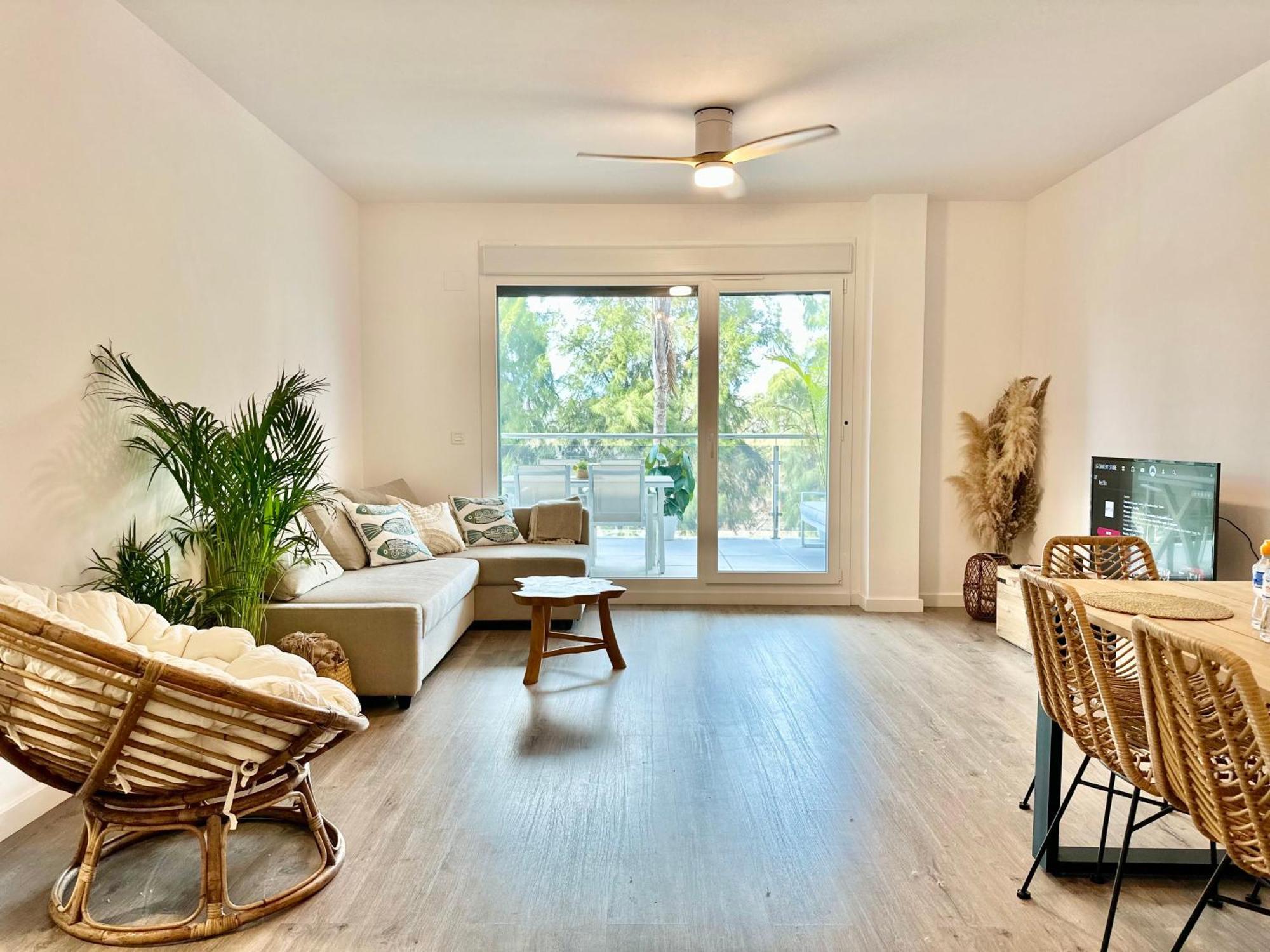 Aguacate Playa Granada Apartment Motril