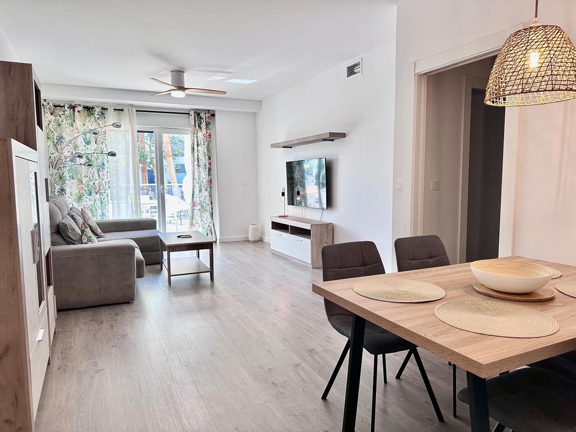 Aguacate Playa Granada Apartment Motril